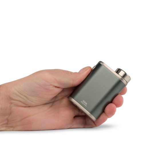 Pico100w grey inhand1 0a63706d 8c51 4c34 9c84 73e84016a0d6