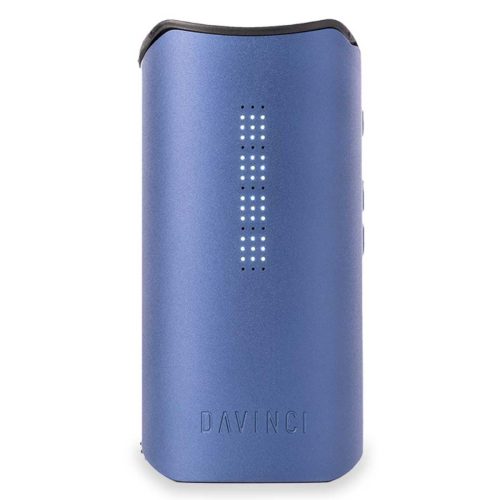 davinci iqc vaporizer sapphire front view with light